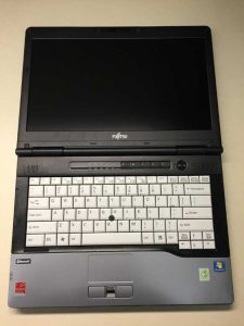 Fujitsu notebook computer
